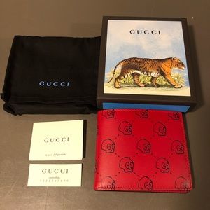 Gucci Ghost Leather Wallet Red